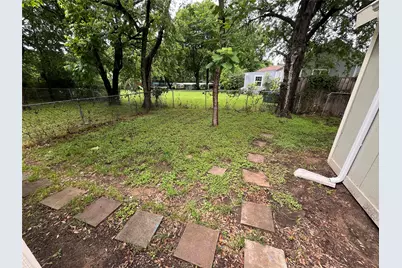 1201 Rose Garden Avenue, Dallas, TX 75217 - Photo 22
