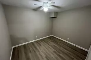 1201 Rose Garden Ave, Dallas, TX 75217 - Photo 14
