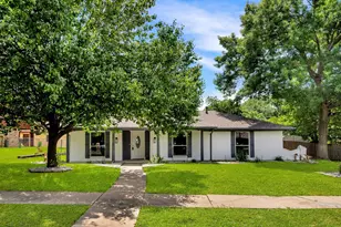 4122 Azalea Ln, Garland, TX 75043 - Photo 2