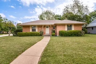 6224 Berryhill St, Dallas, TX 75231 - Photo 2