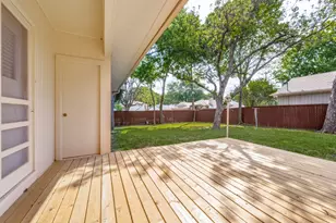 6224 Berryhill St, Dallas, TX 75231 - Photo 24