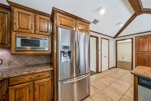 153 Creek Courts Dr, Trophy Club, TX 76262 - Photo 8