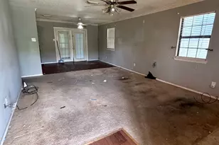 602 E Austin St, Anna, TX 75409 - Photo 2