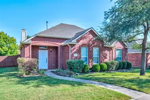 1541 Cliff Creek Dr, Allen, TX 75002 - Photo 2