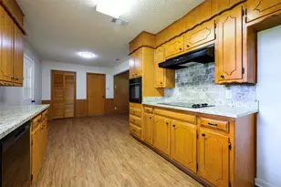820 N Ave A, Springtown, TX 76082 - Photo 16