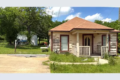 574 E Marshall Street, Van Alstyne, TX 75495 - Photo 1