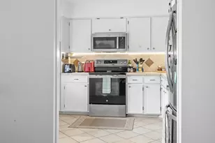 10548 Stone Canyon Rd, Dallas, TX 75230 - Photo 18