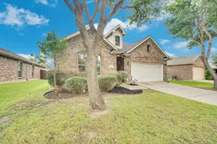 1020 Lake Hollow Dr, Little Elm, TX 75068 - Photo 2