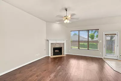 1020 Lake Hollow Drive, Little Elm, TX 75068 - Photo 4