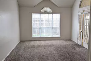 959 Grasswood Ct, Arlington, TX 76017 - Photo 2