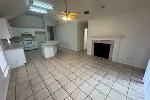 959 Grasswood Ct, Arlington, TX 76017 - Photo 8