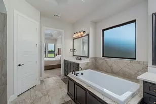 8220 Stonewall Dr, Waxahachie, TX 75167 - Photo 18