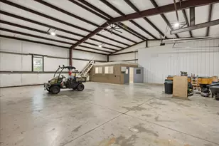 9616 Air Park Dr, Granbury, TX 76049 - Photo 34