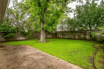 2013 Huntington Lane, Fort Worth, TX 76110 - Photo 30