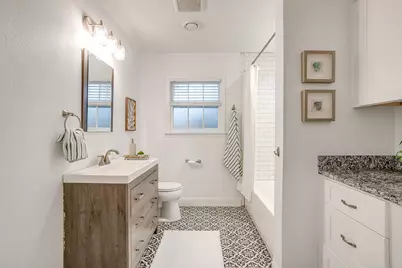 2013 Huntington Lane, Fort Worth, TX 76110 - Photo 24