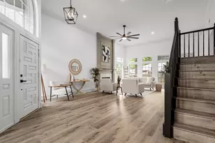 1401 Carver Ln, Irving, TX 75061 - Photo 2
