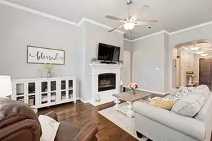 1317 Isabella Ln, Savannah, TX 76227 - Photo 8