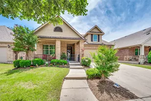 1317 Isabella Ln, Savannah, TX 76227 - Photo 2
