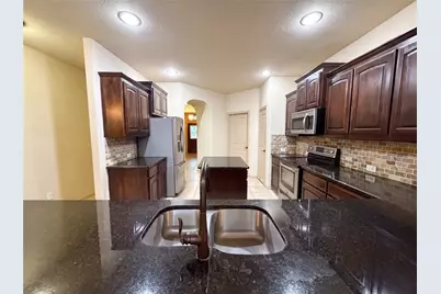 1217 Ashley Drive, Weatherford, TX 76087 - Photo 6