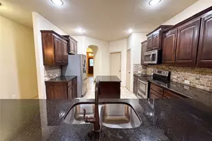 1217 Ashley Dr, Weatherford, TX 76087 - Photo 6