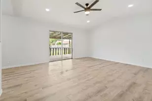2654 Arlington Ln, Lancaster, TX 75134 - Photo 6