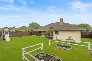 3737 Rolling Meadows Dr, Bedford, TX 76021 - Photo 30