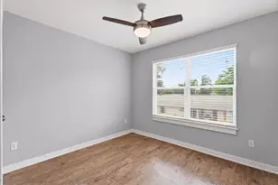 307 N Henry St, Lindale, TX 75771 - Photo 18
