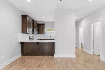 307 N Henry Street, Lindale, TX 75771 - Photo 10
