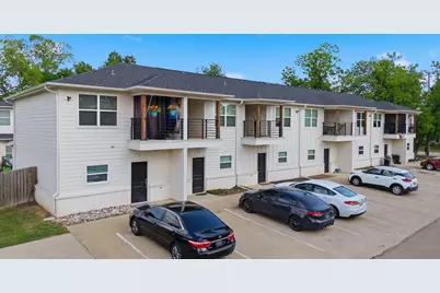 307 N Henry Street, Lindale, TX 75771 - Photo 2