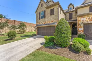 1014 Brook Forest Ln, Euless, TX 76039 - Photo 4