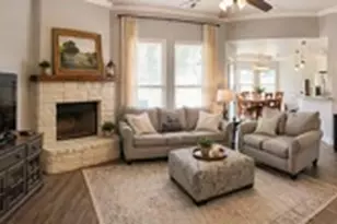 2523 Creek Dr, Granbury, TX 76048 - Photo 2