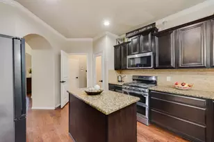 1021 Lake Grove Dr, Little Elm, TX 75068 - Photo 12