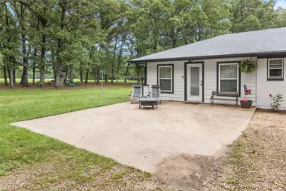 454 County Road 1485, Bogata, TX 75417 - Photo 34