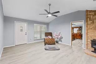 454 Co Rd 1485, Bogata, TX 75417 - Photo 10