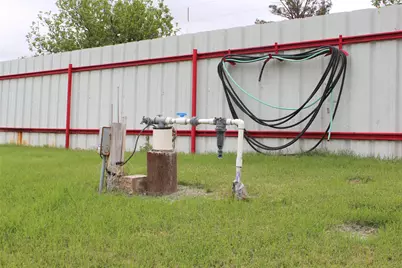 220 N 14th Avenue, Munday, TX 76371 - Photo 32