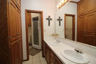 220 N 14th Ave, Munday, TX 76371 - Photo 14