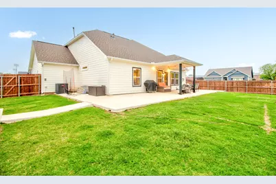 600 Kyle Drive, Tioga, TX 76271 - Photo 32