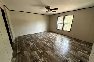 106 Summers Cir, Azle, TX 76020 - Photo 10