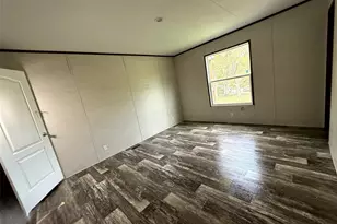 106 Summers Cir, Azle, TX 76020 - Photo 8