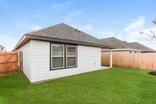 435 Sussex, Everman, TX 76140 - Photo 2
