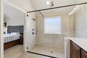 1068 English Oak Dr, Burleson, TX 76028 - Photo 18