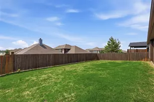 1068 English Oak Dr, Burleson, TX 76028 - Photo 26