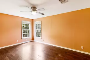 1813 Martel Ave, Fort Worth, TX 76103 - Photo 22