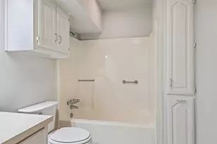 13216 Hillcrest Rd, Dallas, TX 75240 - Photo 26