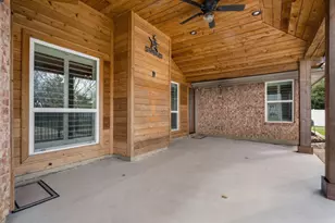 245 Bent Creek Dr, Waxahachie, TX 75165 - Photo 10
