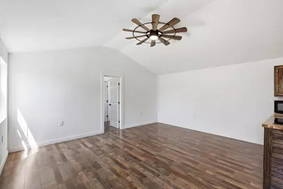 219 Cumberland Trail, Bridgeport, TX 76426 - Photo 12