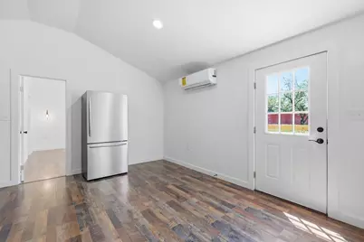 219 Cumberland Trail, Bridgeport, TX 76426 - Photo 4