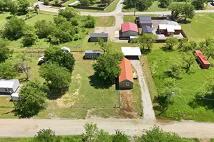 219 Cumberland Trail, Bridgeport, TX 76426 - Photo 32