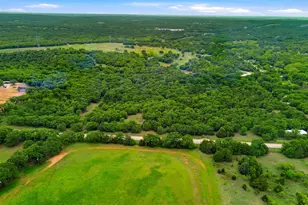 936 Carter Lake Dr, Bowie, TX 76230 - Photo 10