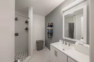 1001 Woodoak Ct, Fort Worth, TX 76112 - Photo 22